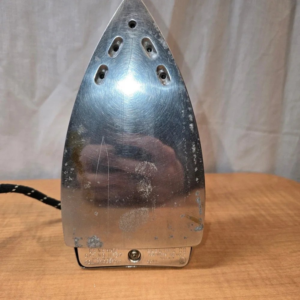 Vintage GE Portable Steam Iron Manual Iron Warranty with box‎ TESTED WORKS!